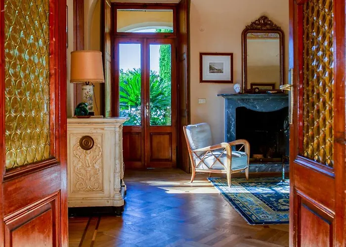 Casanova - With Private Pool *